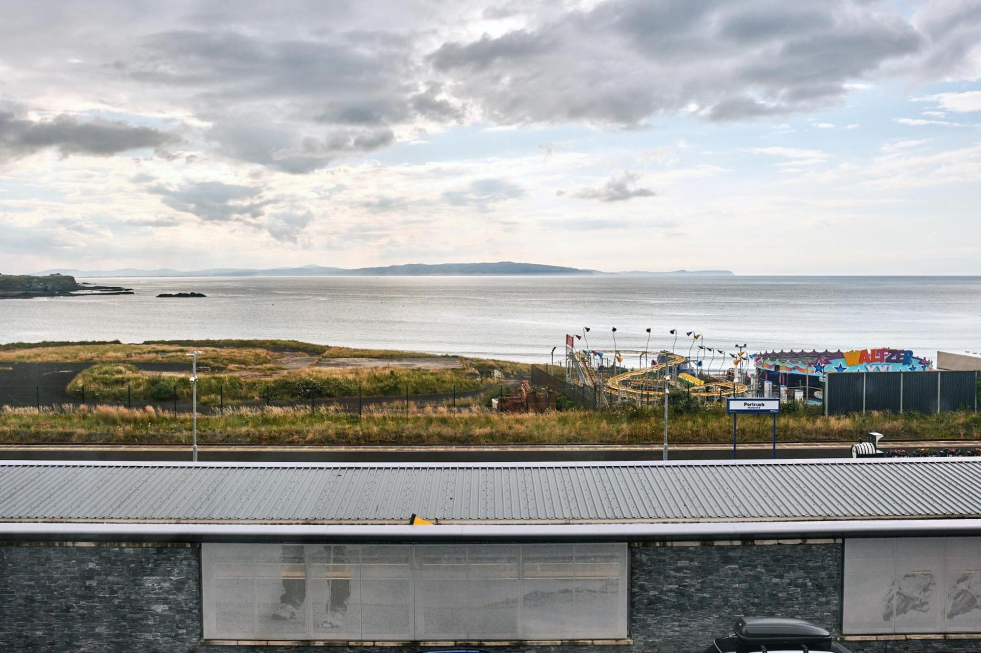 6 Golf Terrace - Portrush By The Sea 아파트 외부 사진
